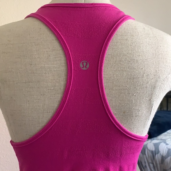 Lululemon hot pink tank. Size 6. - Picture 3 of 4